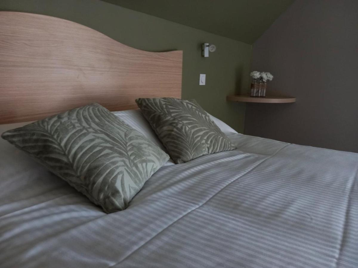 Les Lys Bed and Breakfast Cricquebœuf Buitenkant foto